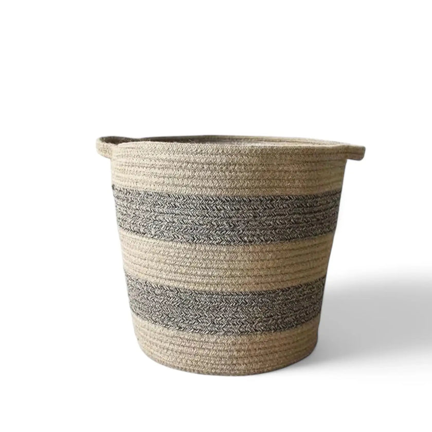 Planter Basket 'Flores' on white background, product photo 2.