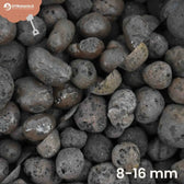 Blähton-Kugeln vor weißem Hintergrund, Produktfoto 2.