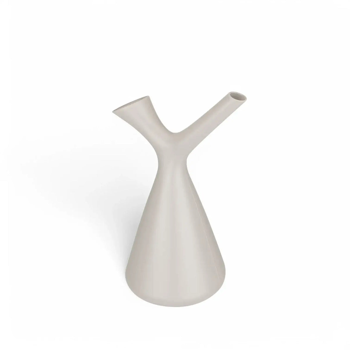 Gießkanne 'Plunge' – Hauptproduktfoto vor weißem Hintergrund.