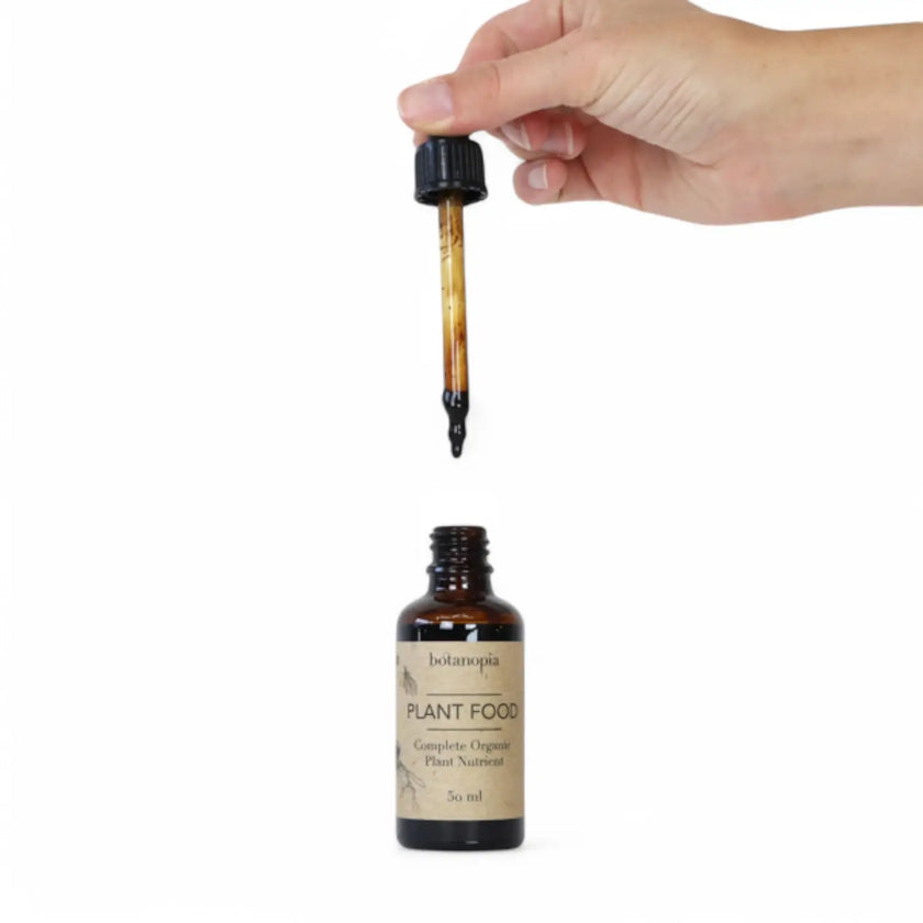 Organic Plant Food – 50ml on white background, product photo 2.