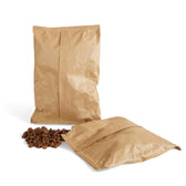 Blähton-Granulat vor weißem Hintergrund, Produktfoto 3.