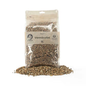 Vermiculite Hauptproduktfoto vor weißem Hintergrund.